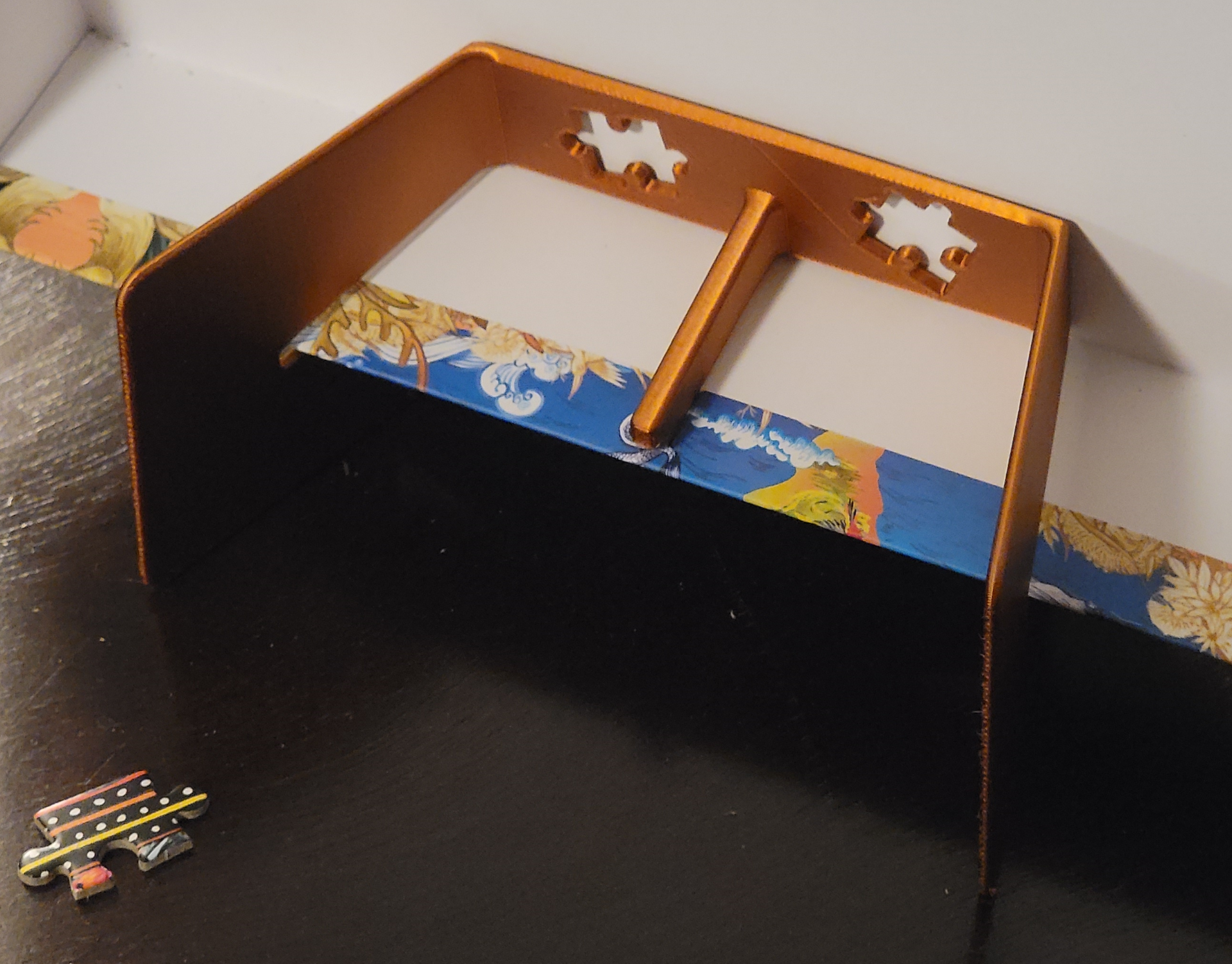 Jigsaw Puzzle Art Box Stand