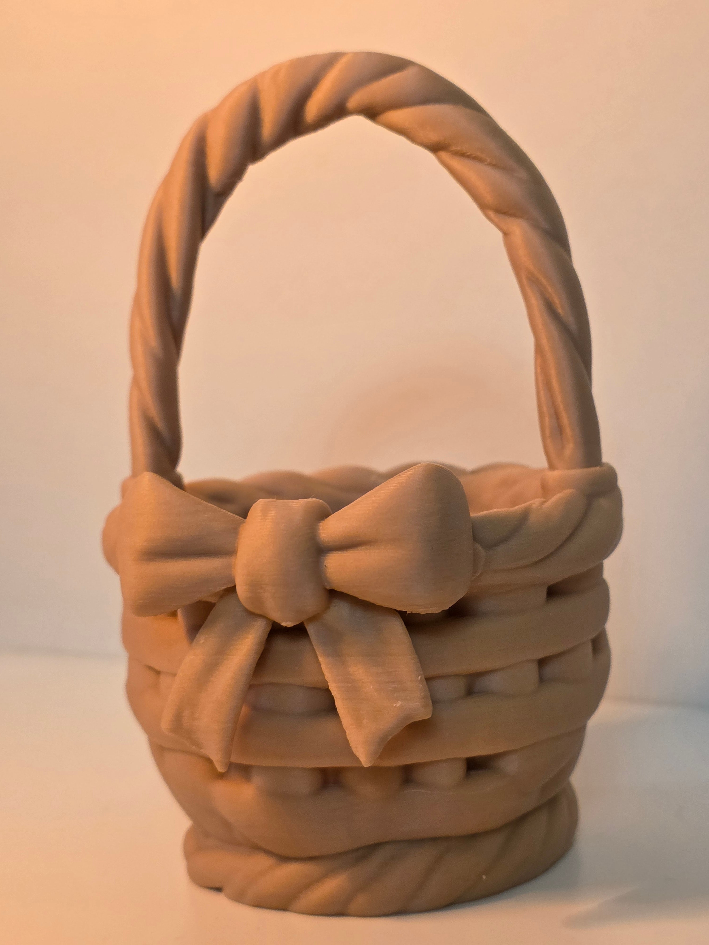 Decorative Basket with Bow for Egg