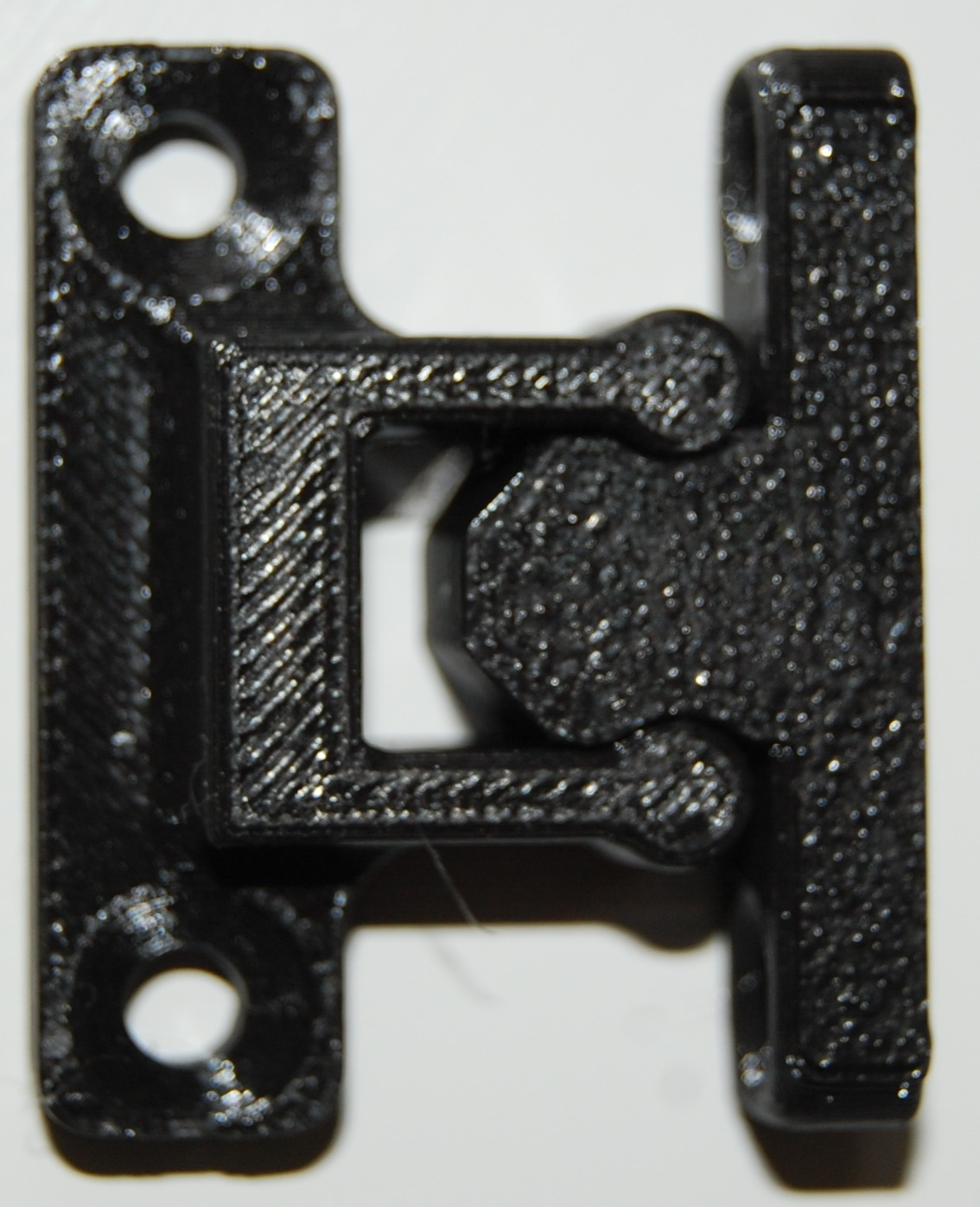 Door latch