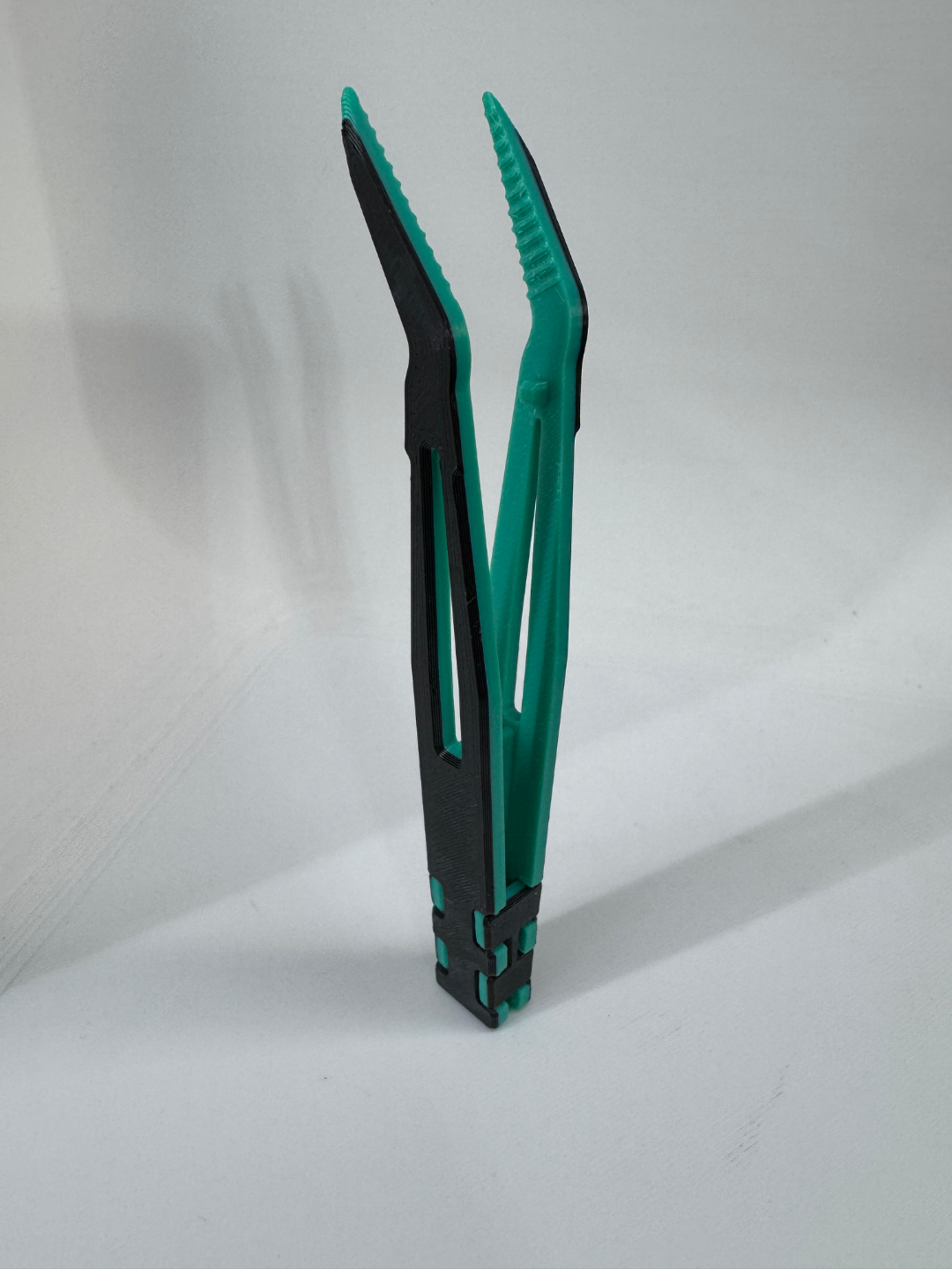 Precision Tweezers v3 - 3D Folding