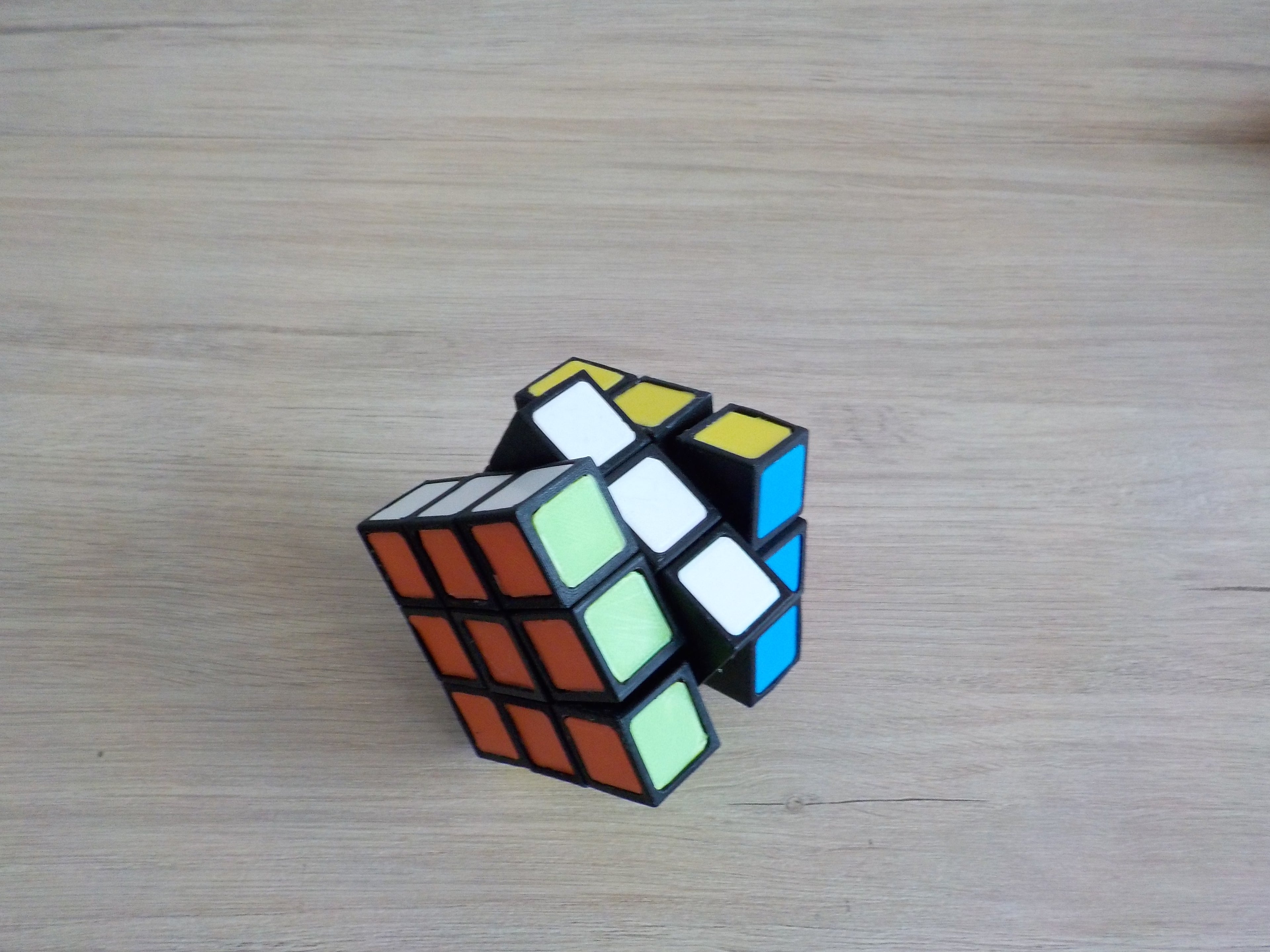 Rubik's cube fully 3D printable with no AMS