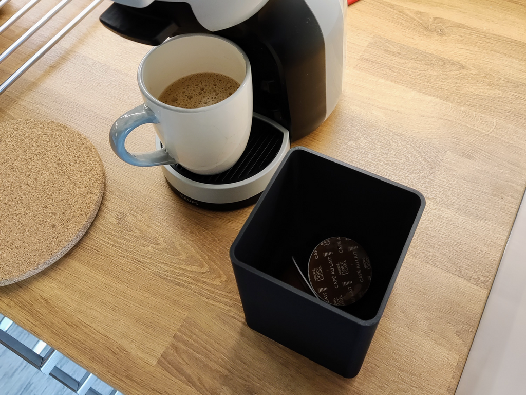 Small bin for used Dolce Gusto Capsules
