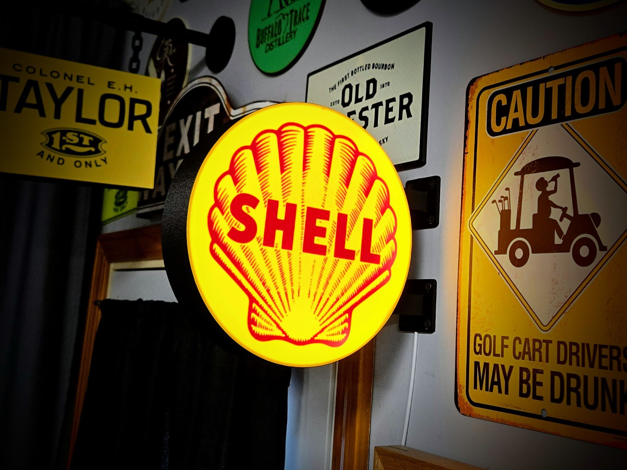 SHELL LOGO - 2-Sided Gas Station Lightbox Sign