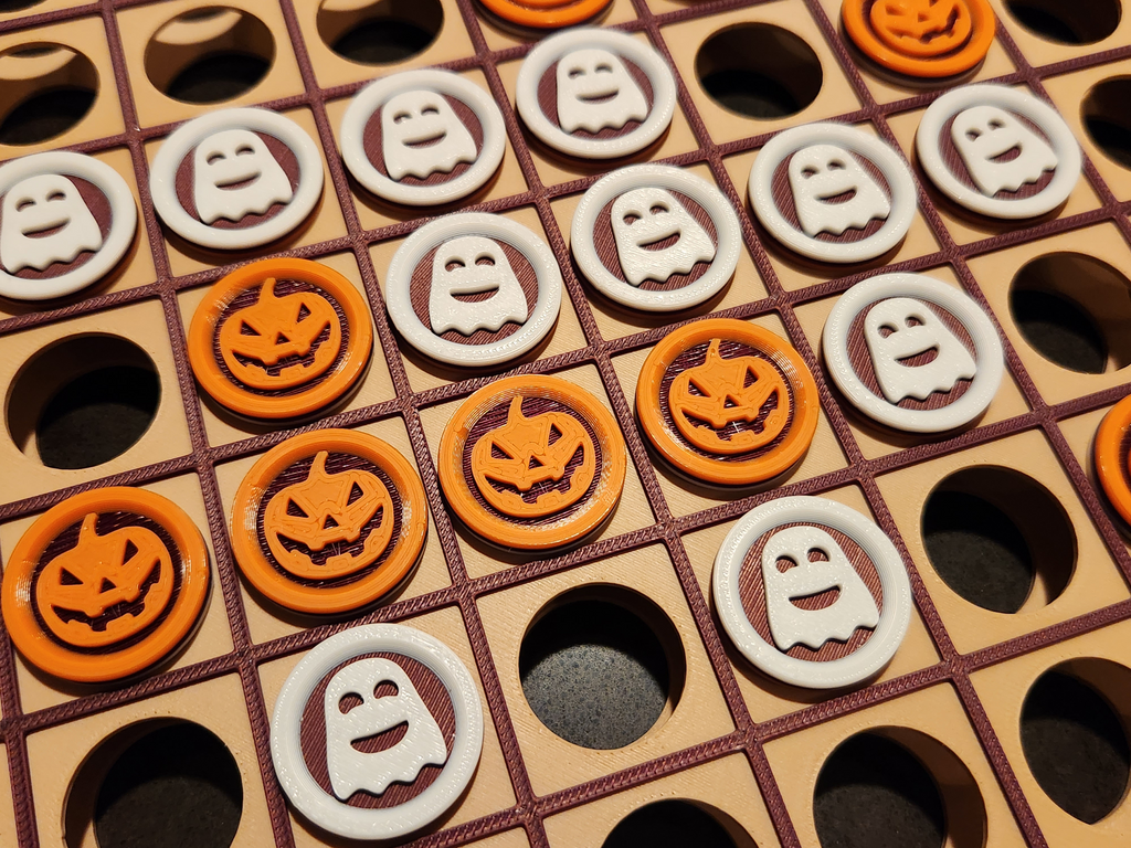 Halloween Othello Board Game (Reversi)