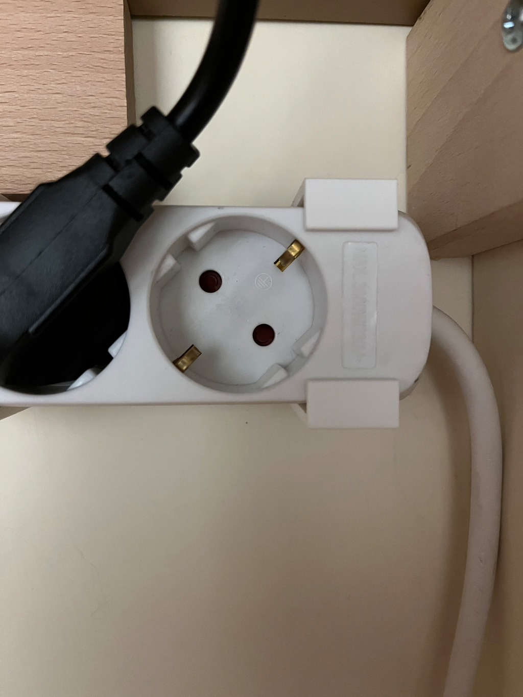 EU Power Strip Holder 48x41 mm