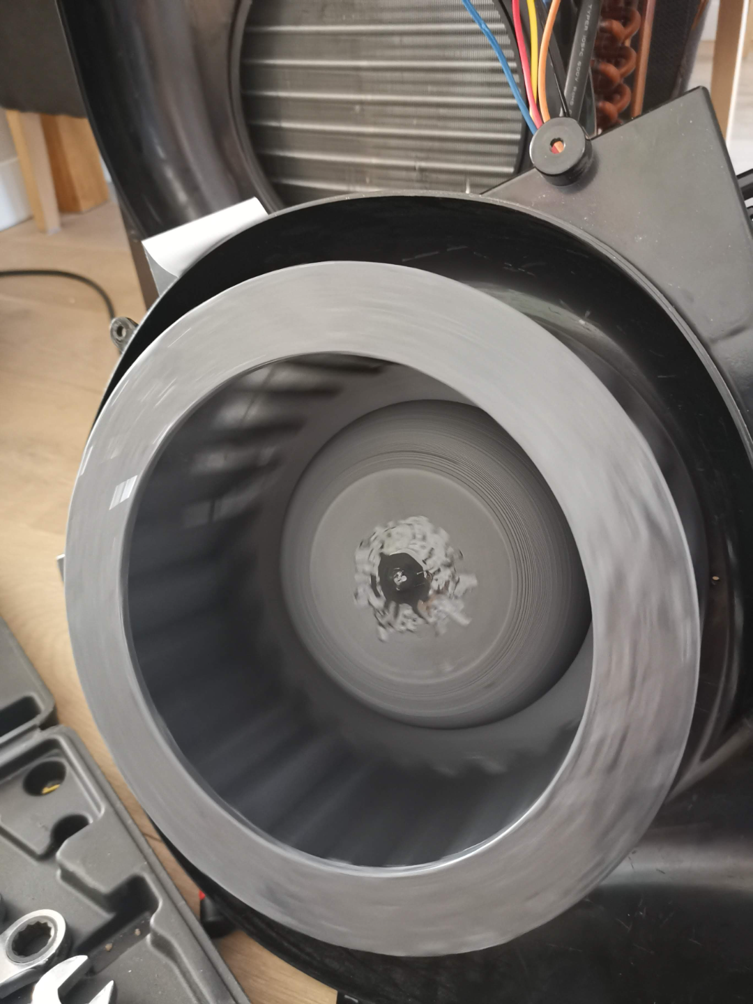 Squirrel cage centrifugal fan
