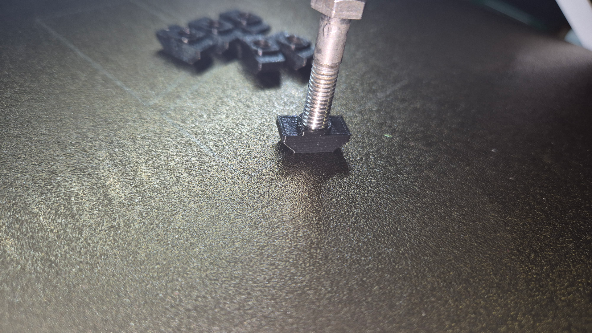 construction nut M6