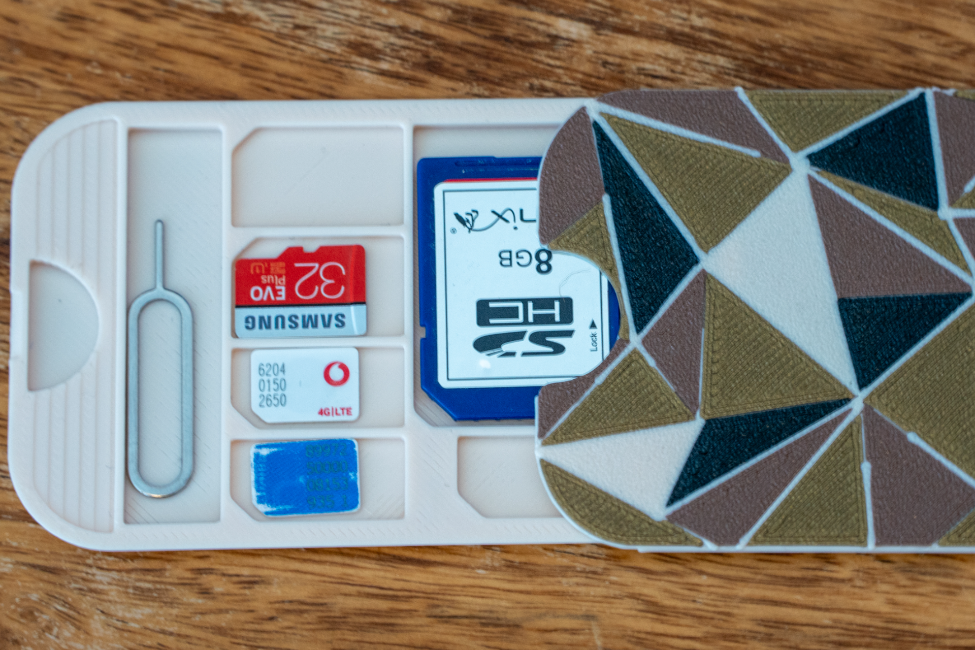 3.2mm multi-color wallet SIM/SD card tray