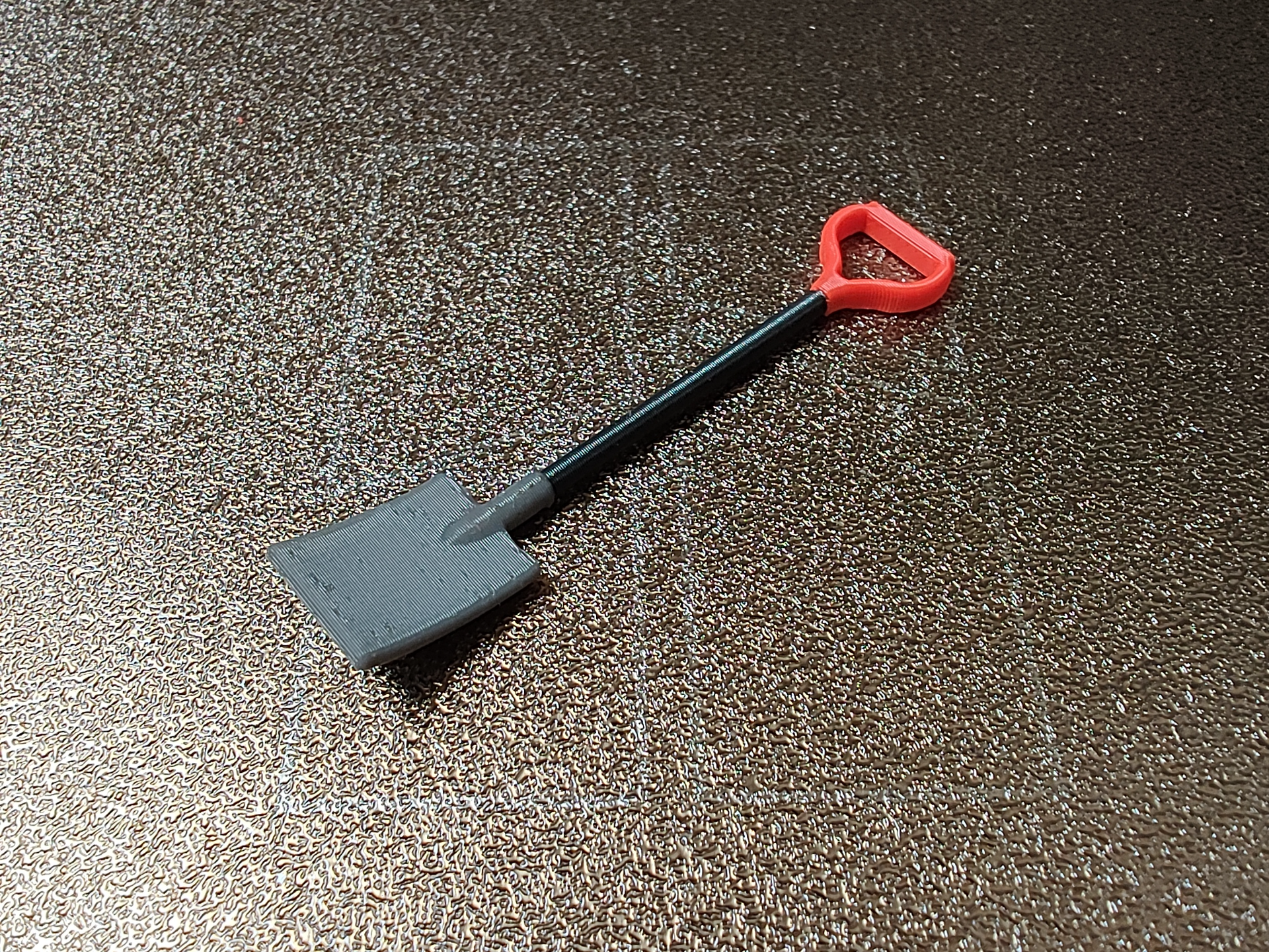 Shovel, spade, pitchfork miniature