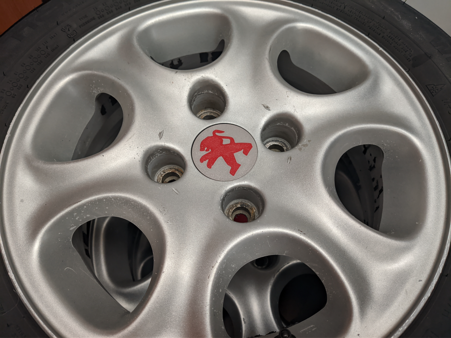 Peugeot 206 wheel cap