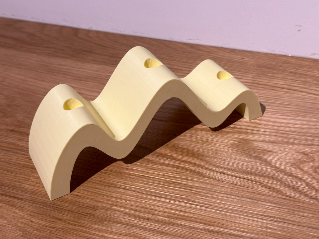 wavy candle holder (1,4 cm/0,55 inch candles)