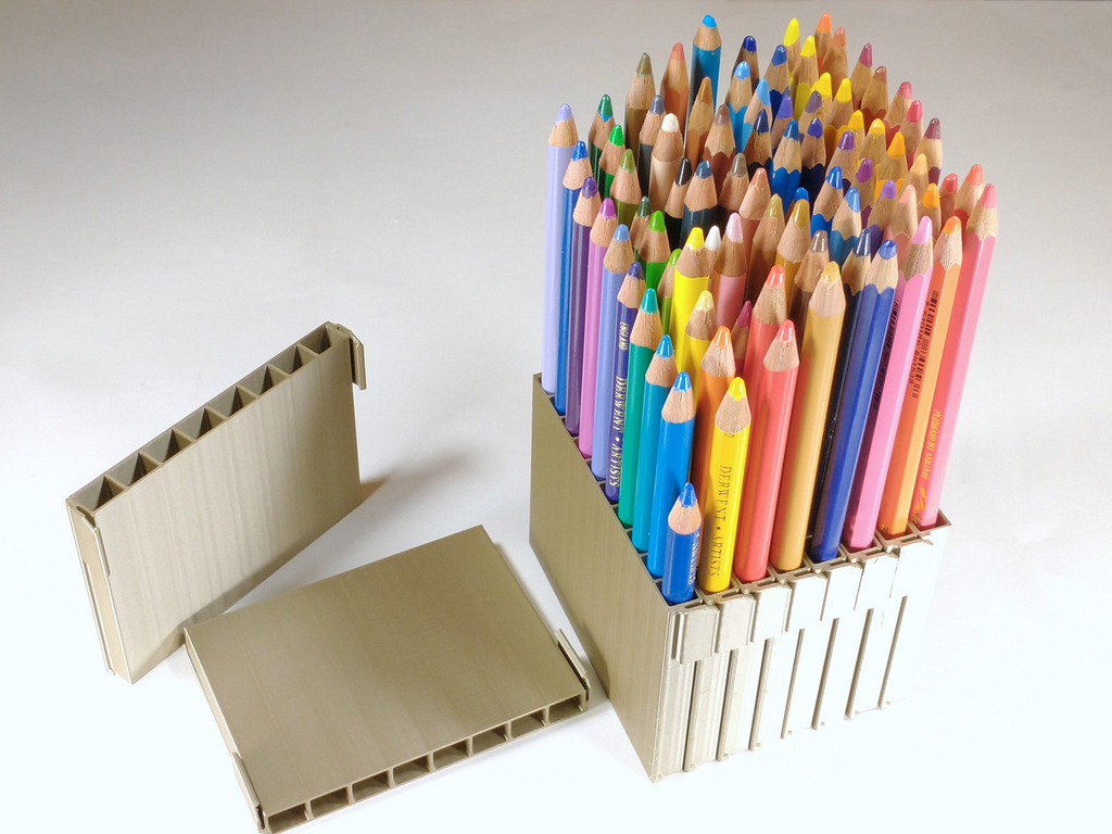 Expanding Colored Pencil Caddy