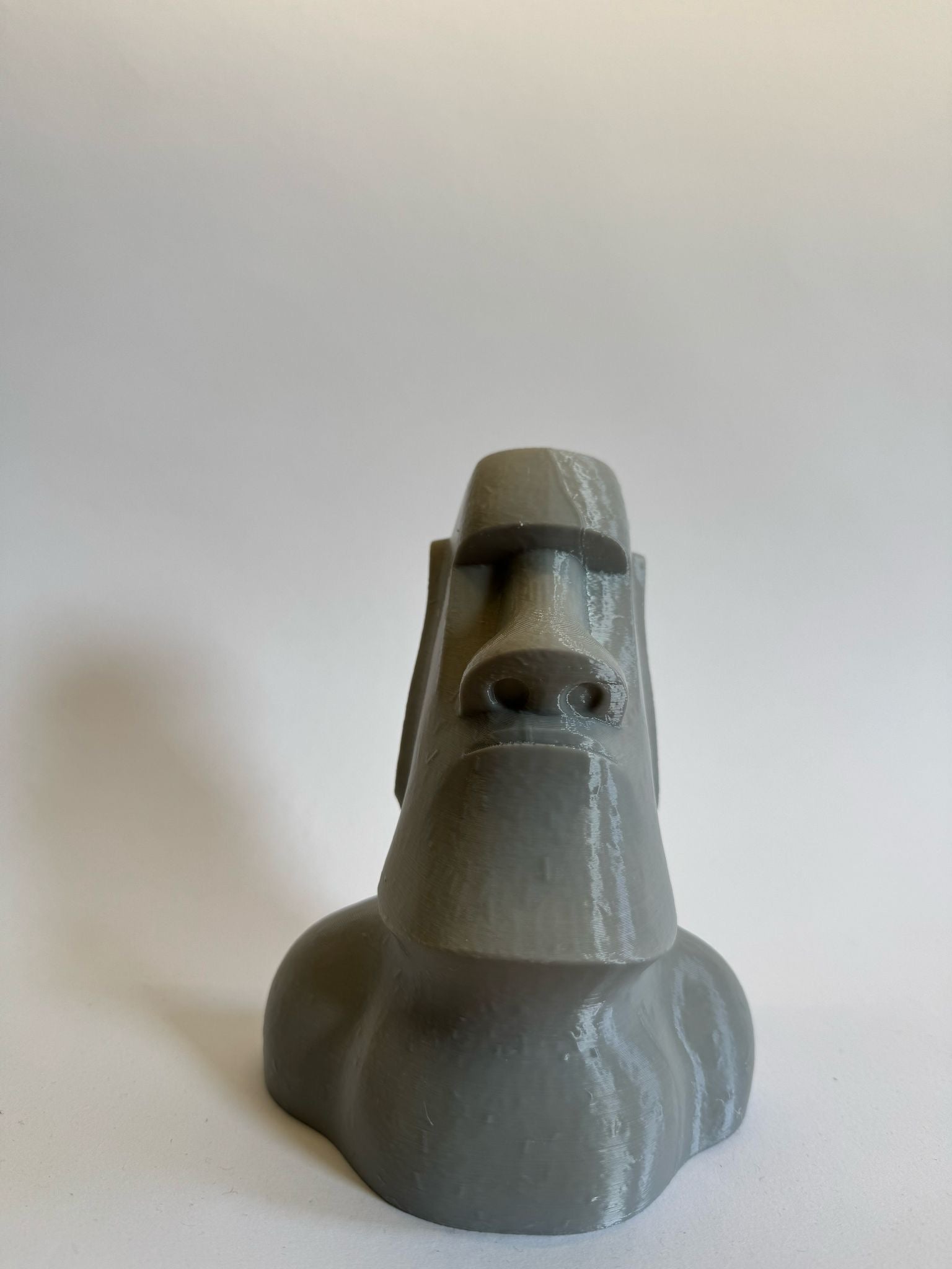 Moai Glasses Holder