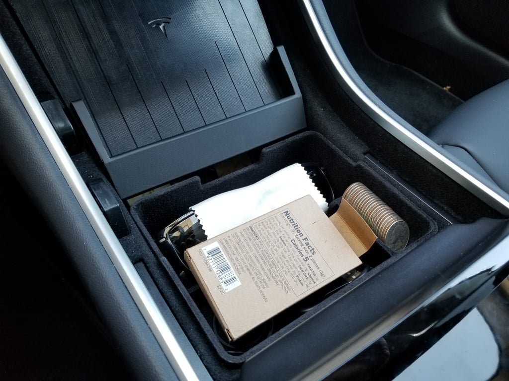 Tesla Model 3 Center Console Tray (Modified from jonco223)