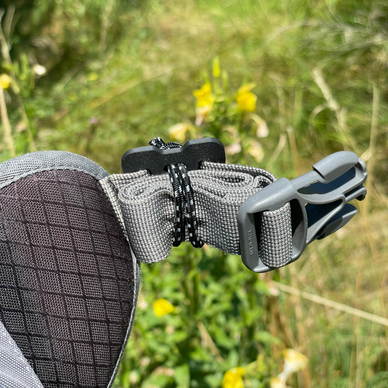 Web Dominator – Strap Clip / MOLLE Backpack