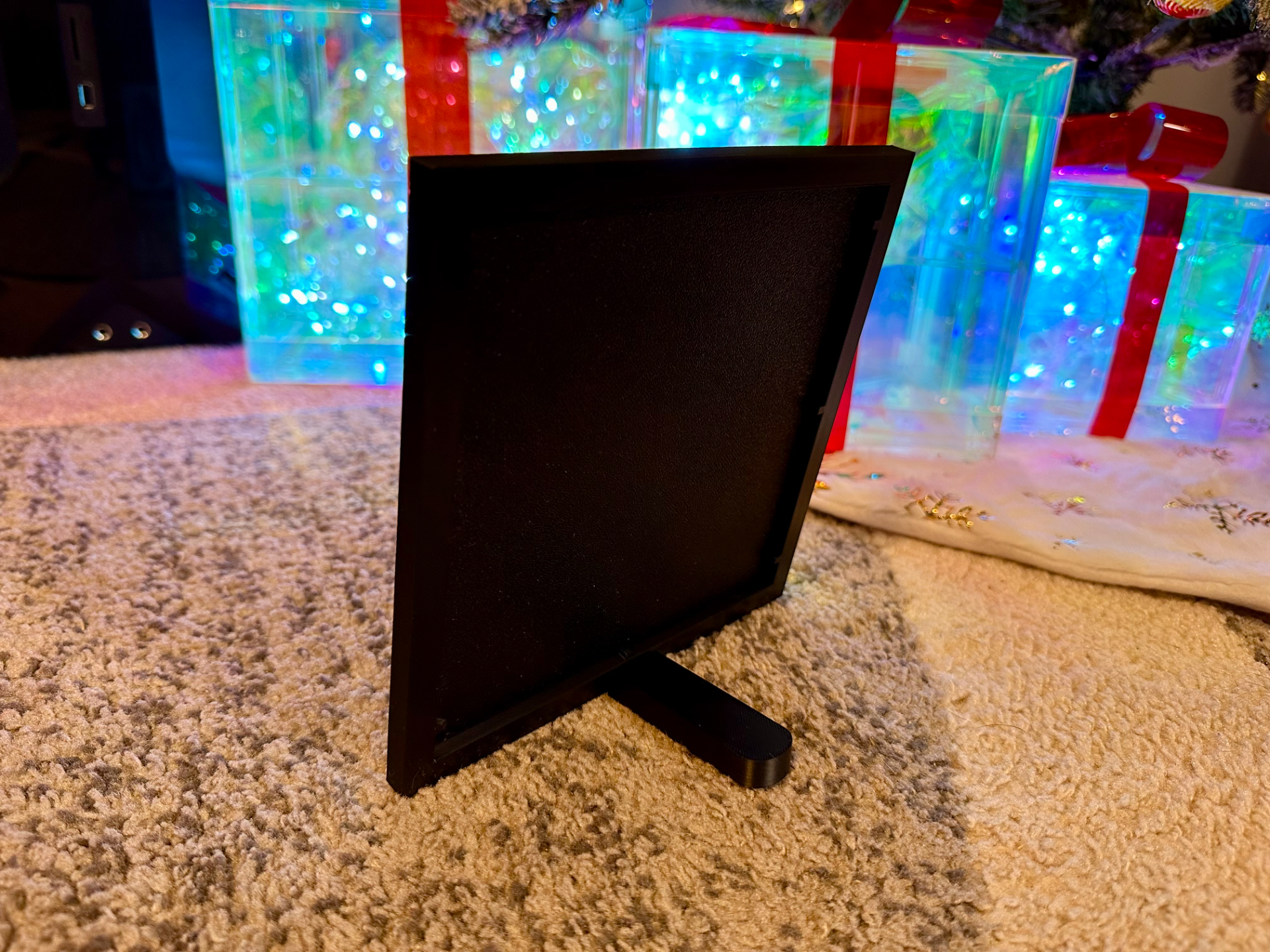 FAST AIO 150x150 HueForge Frame (Hang or Stand)