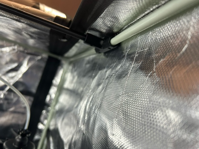 Sky printer encloser ceiling supports