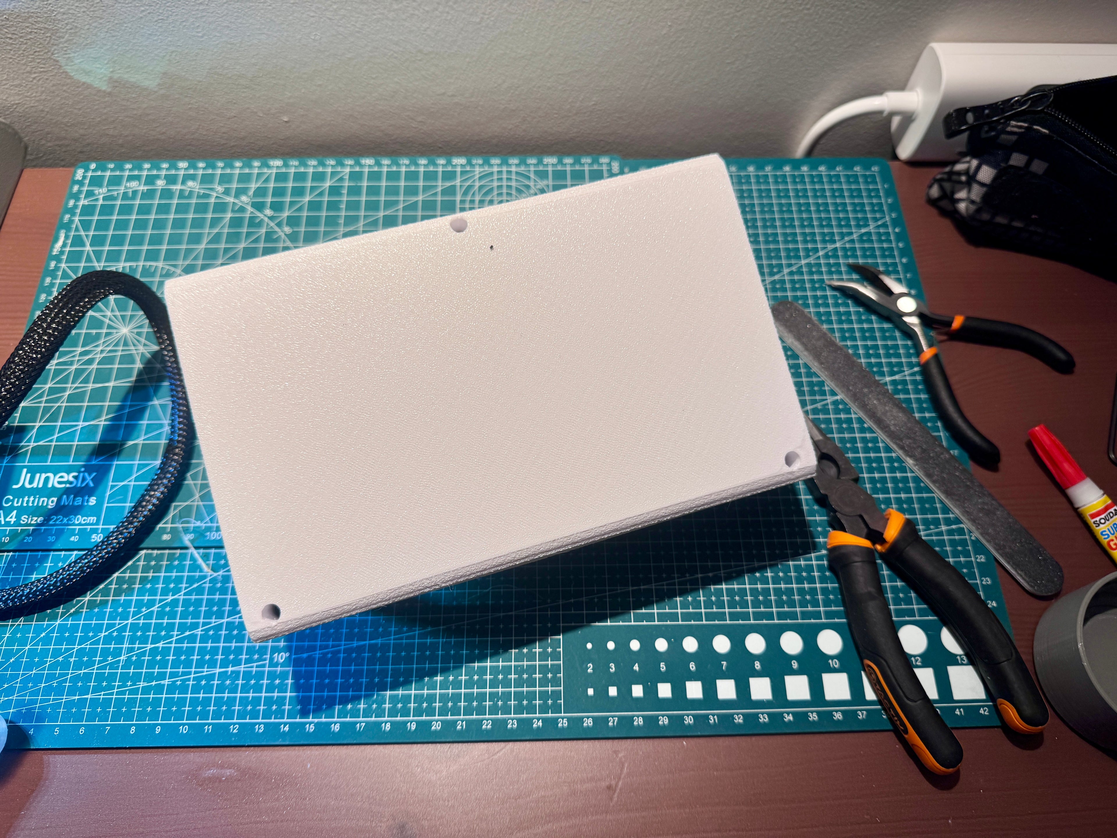 Raspberry Pi 4 and 7" display case