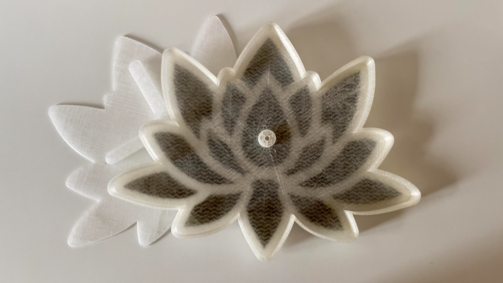 Lotus Lamp