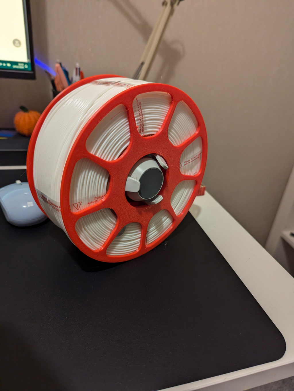Minimalistic Reusable Spools for Bambulab A1 Mini