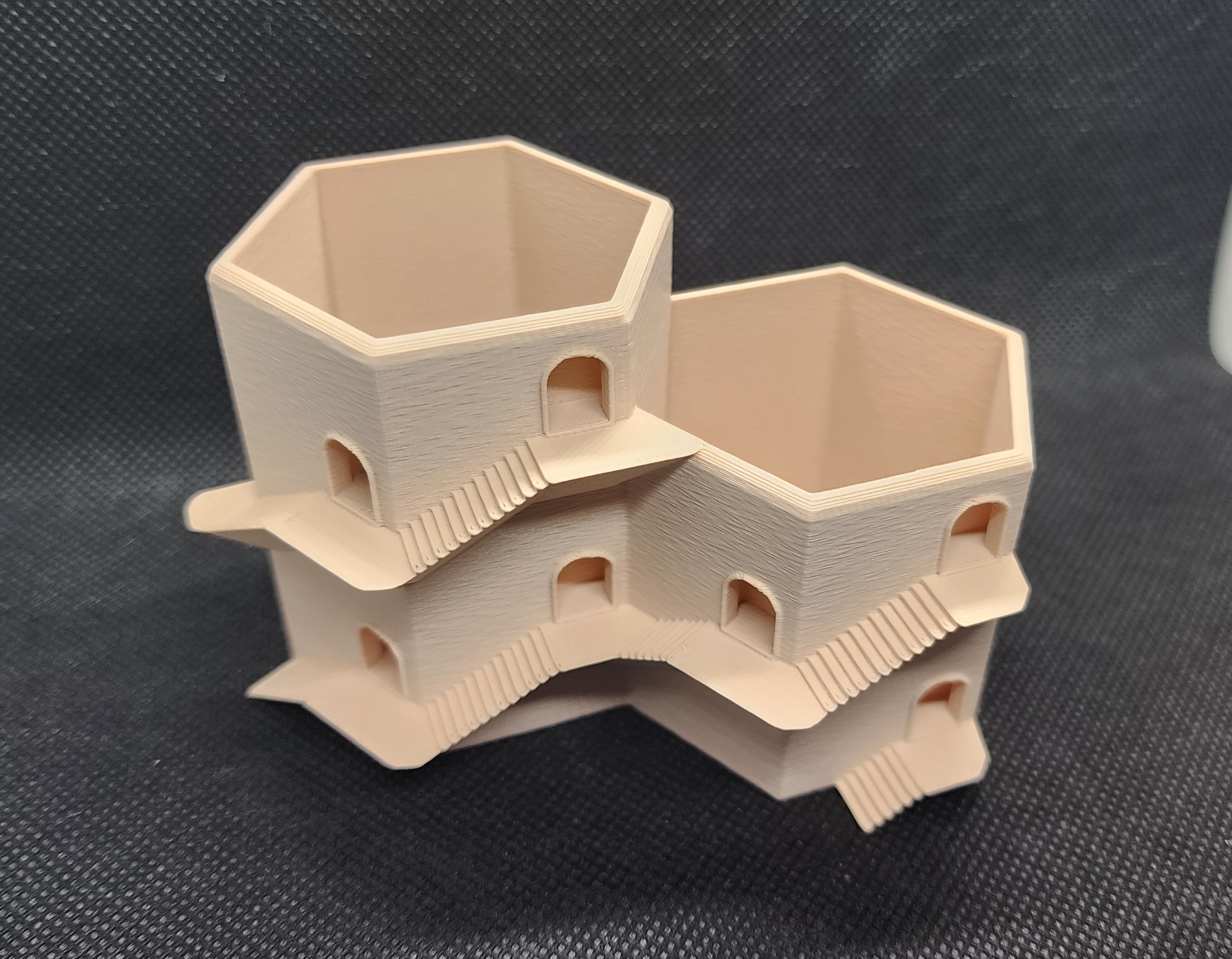 Double Planter w/drainage - Mystery Doors �