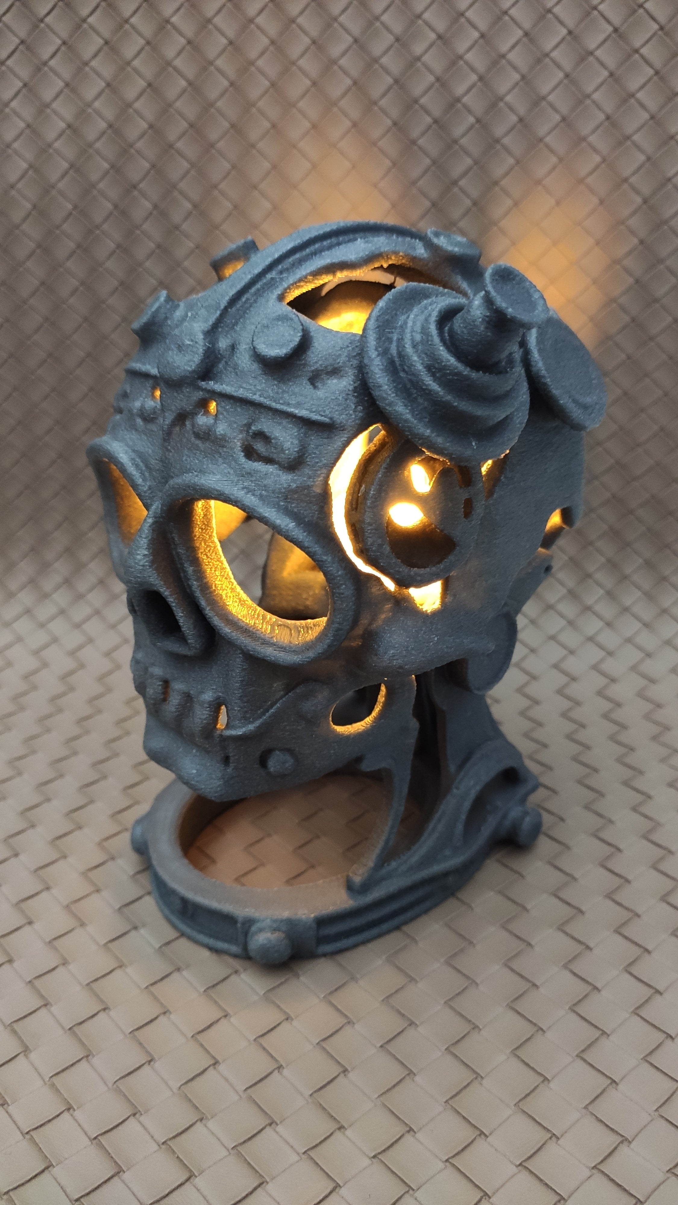Steampunk Skull - LED tea light holder