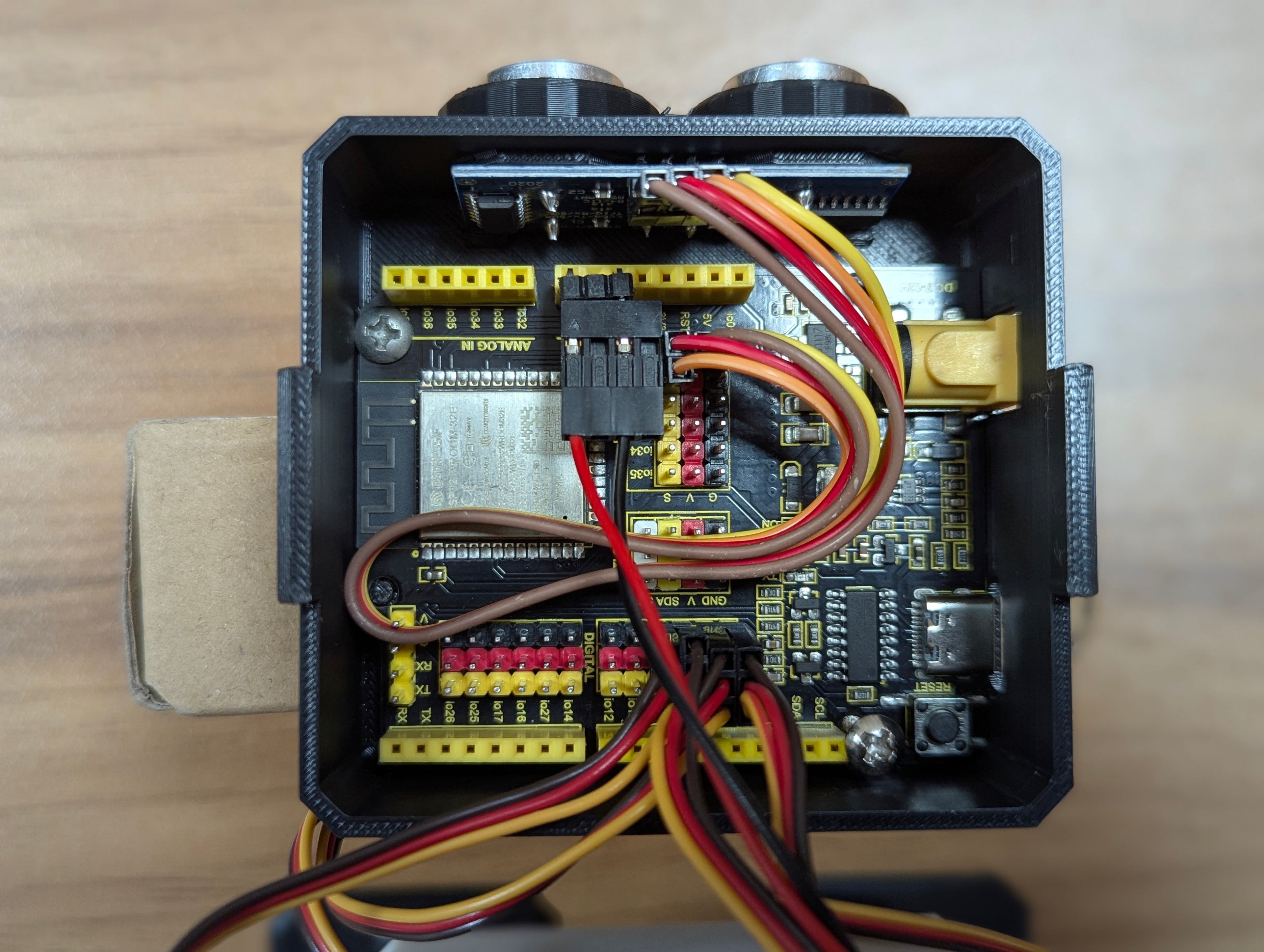 Otto+ using Keyestudio ESP32 Plus & 18650 Battery