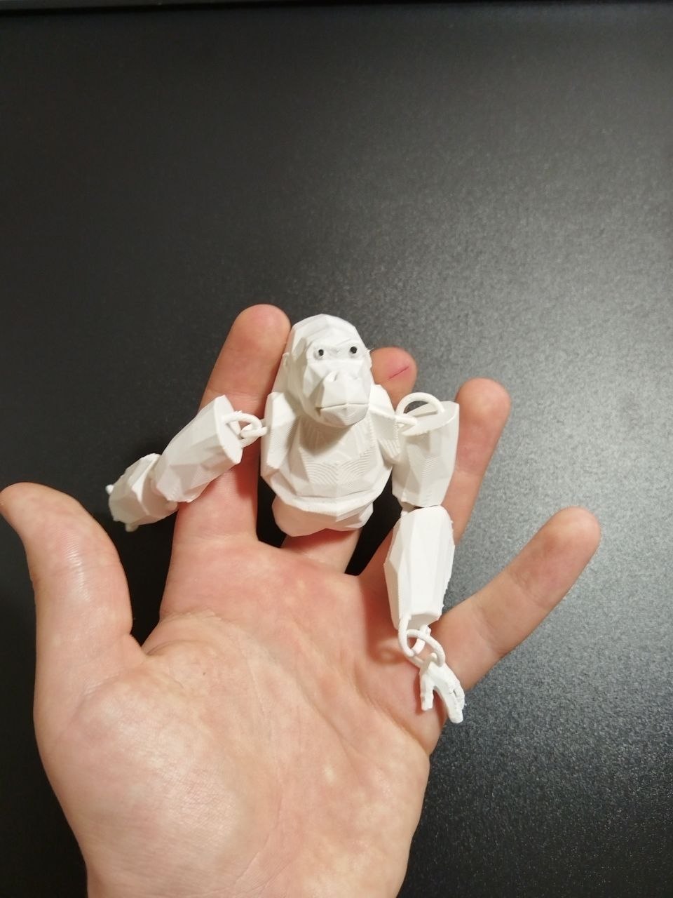 Animal Company Wiggly Gorilla With magnets