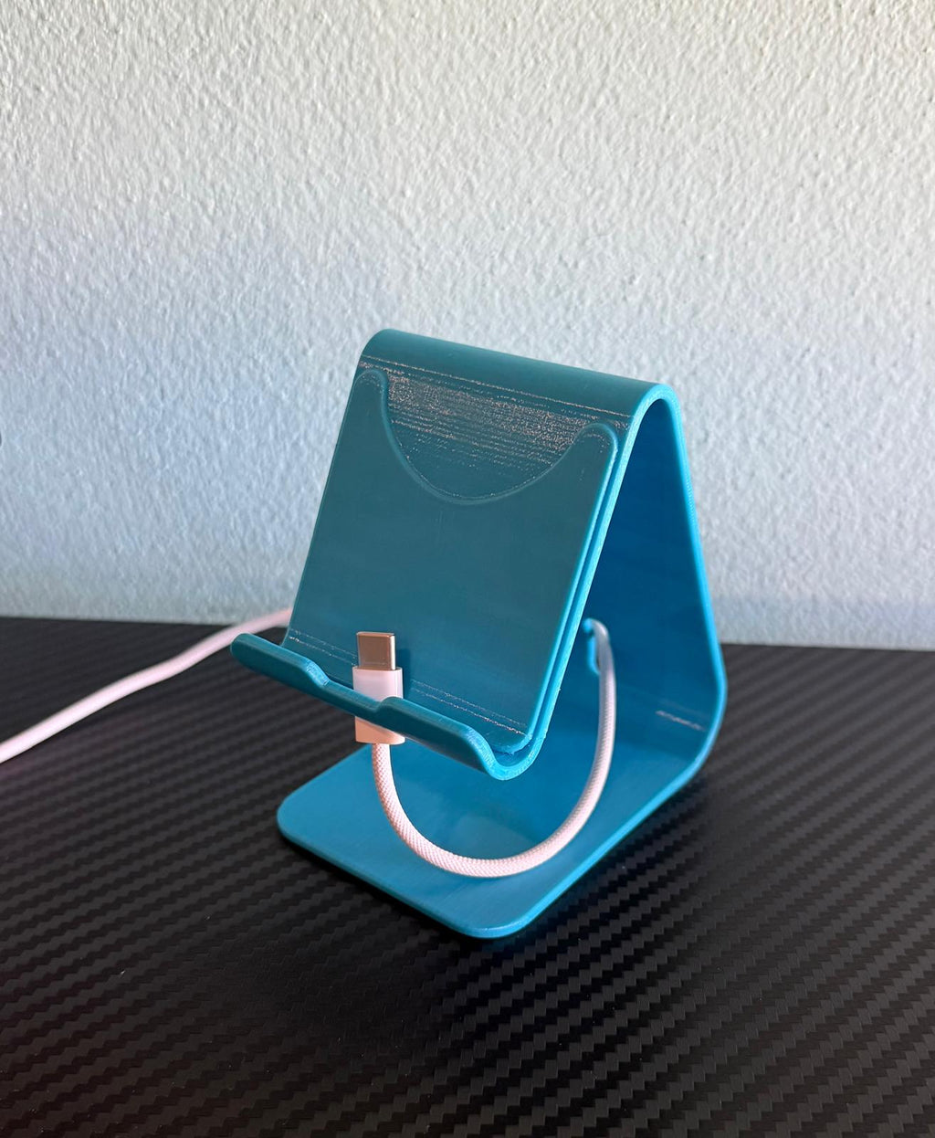 Minimalist Stand Phone