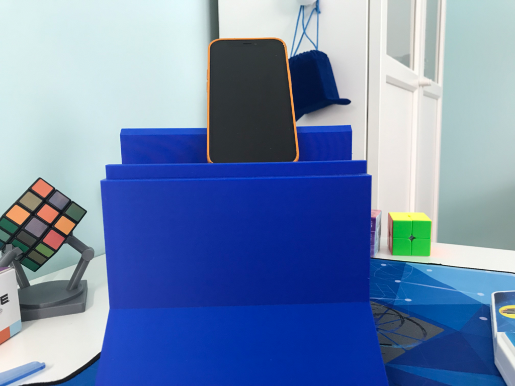Phone camera stand