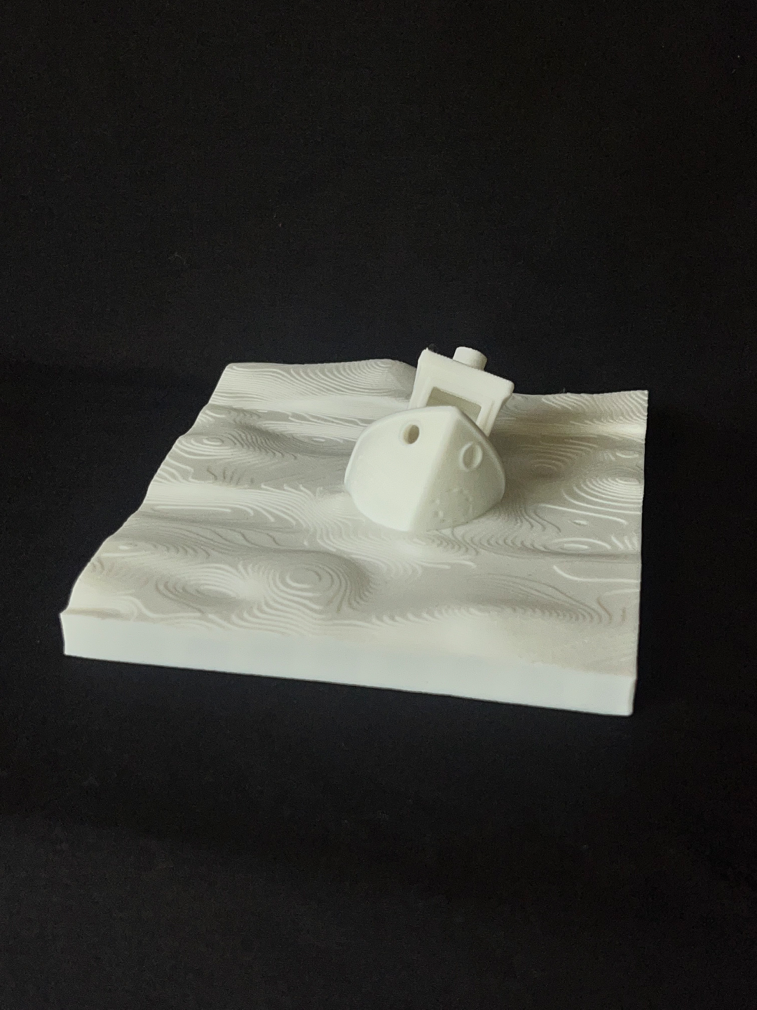 Sinking Benchy (no supports needed)