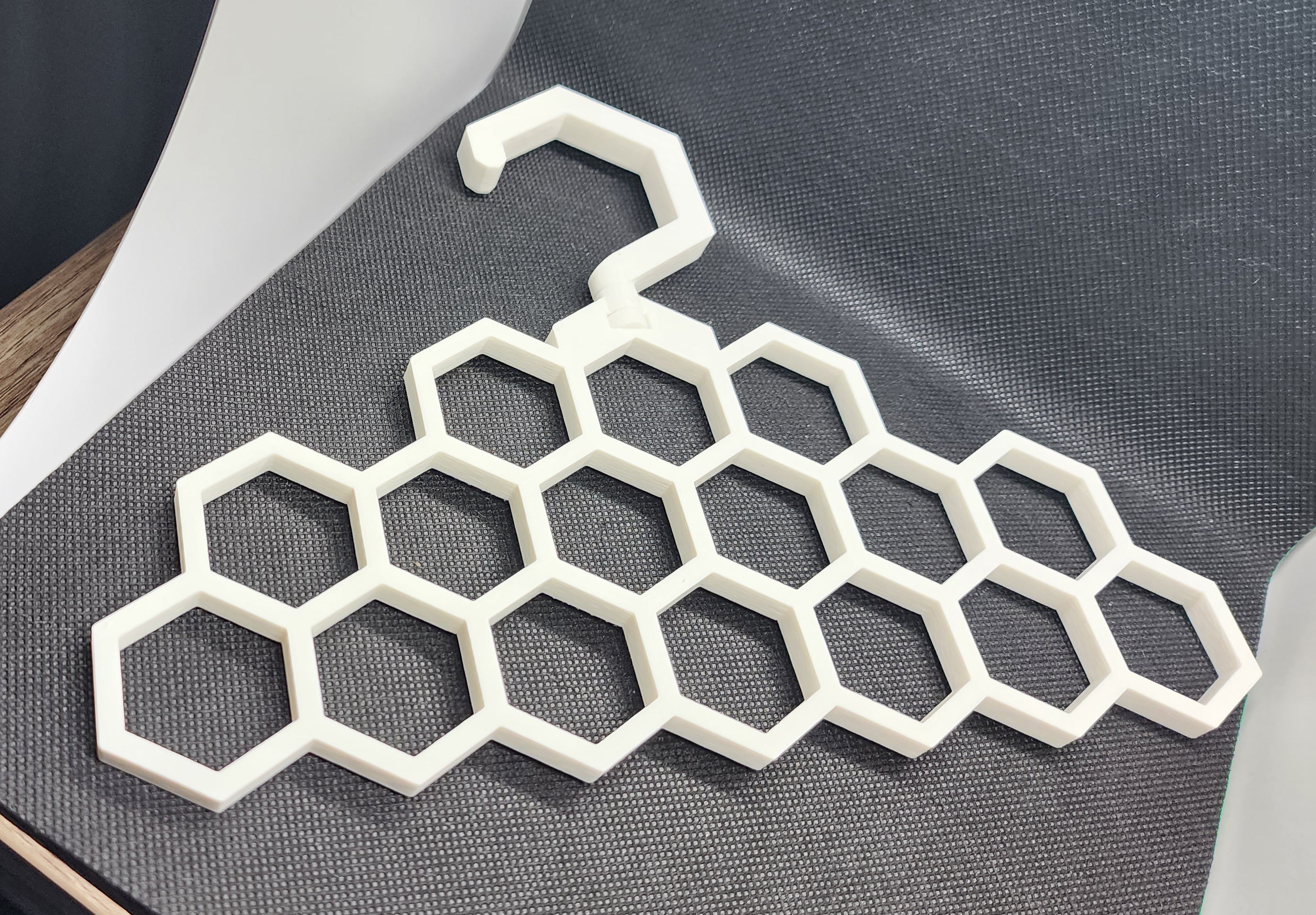360 Swivel Hanger ⬣ Print in Place