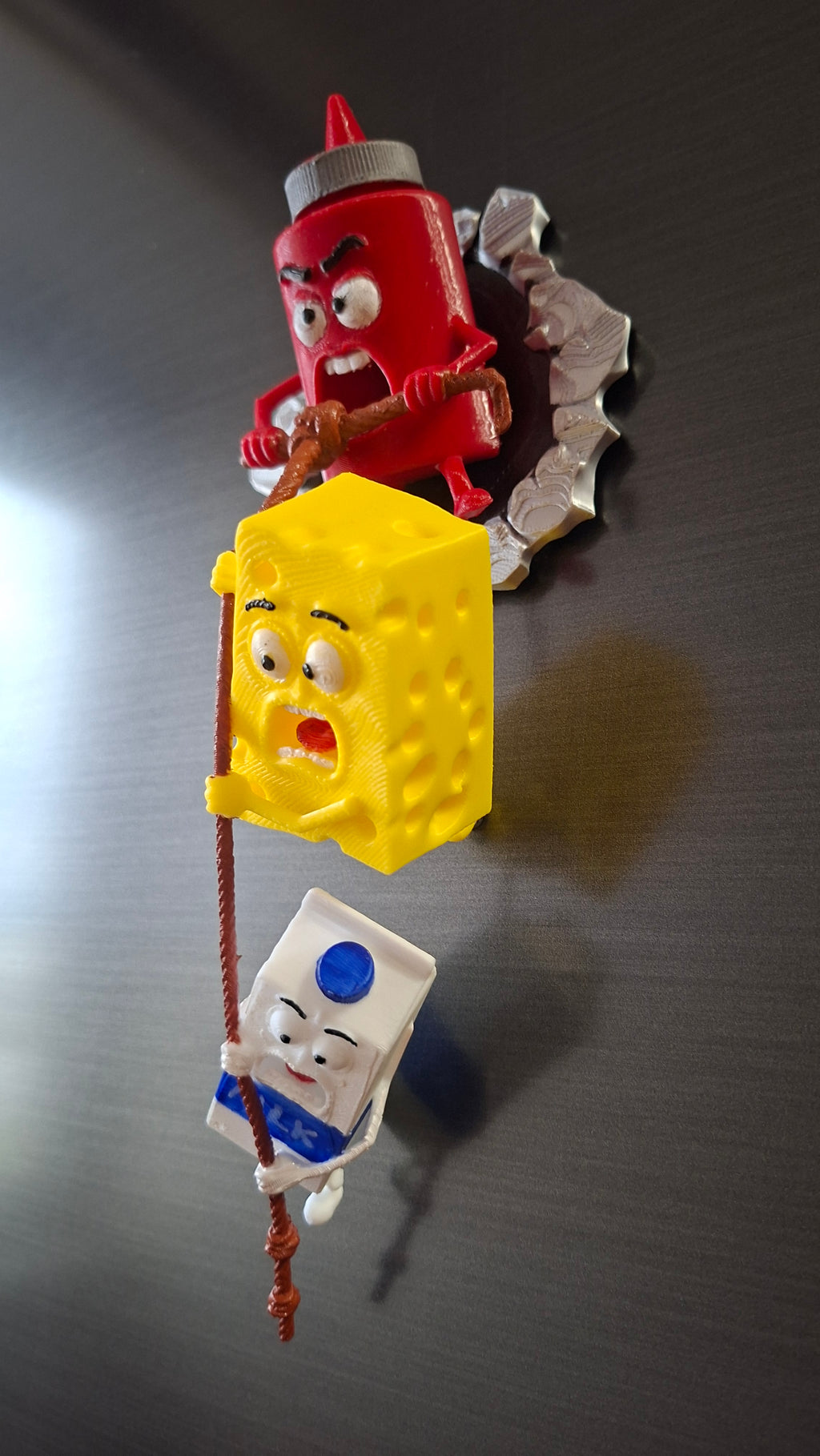 MAGNET escape from the refrigerator