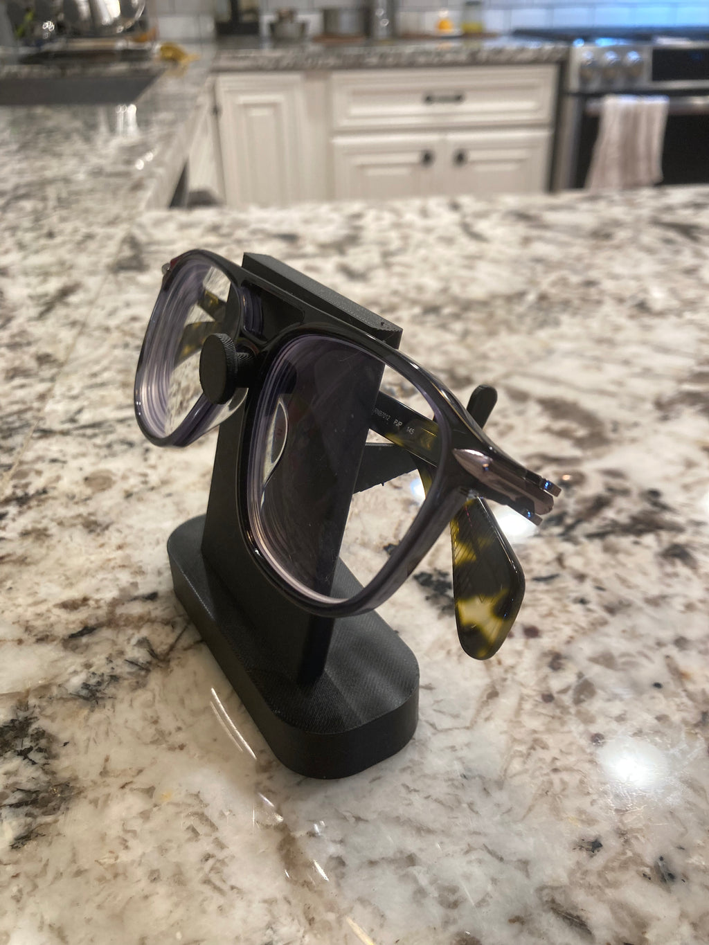 EyeDock v1 (eyewear stand)