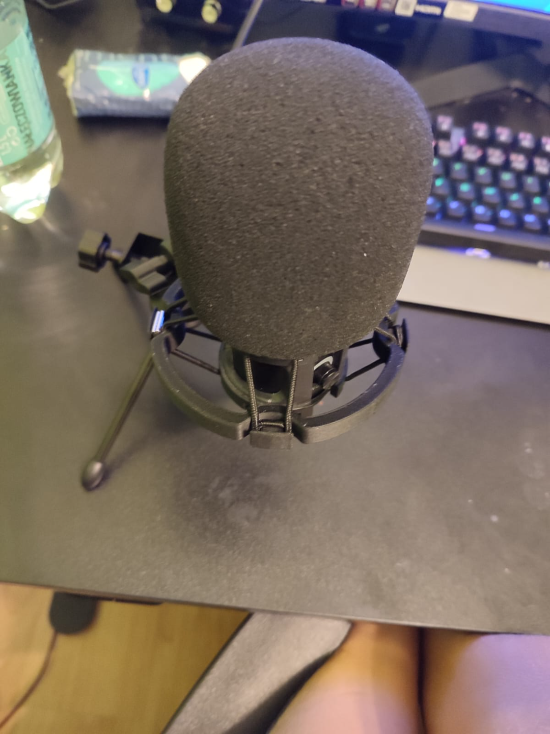 Microphone holder