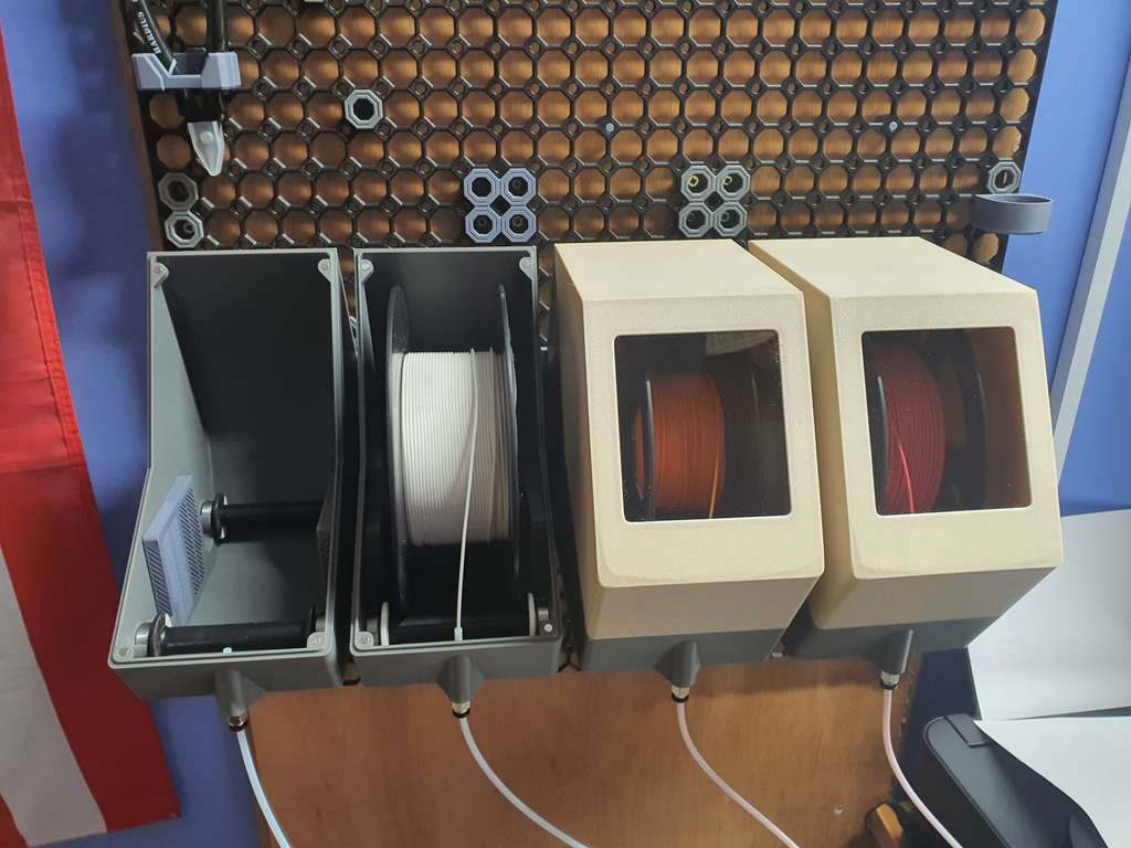 Enclosed Spool Holder / Drybox (2nd version)