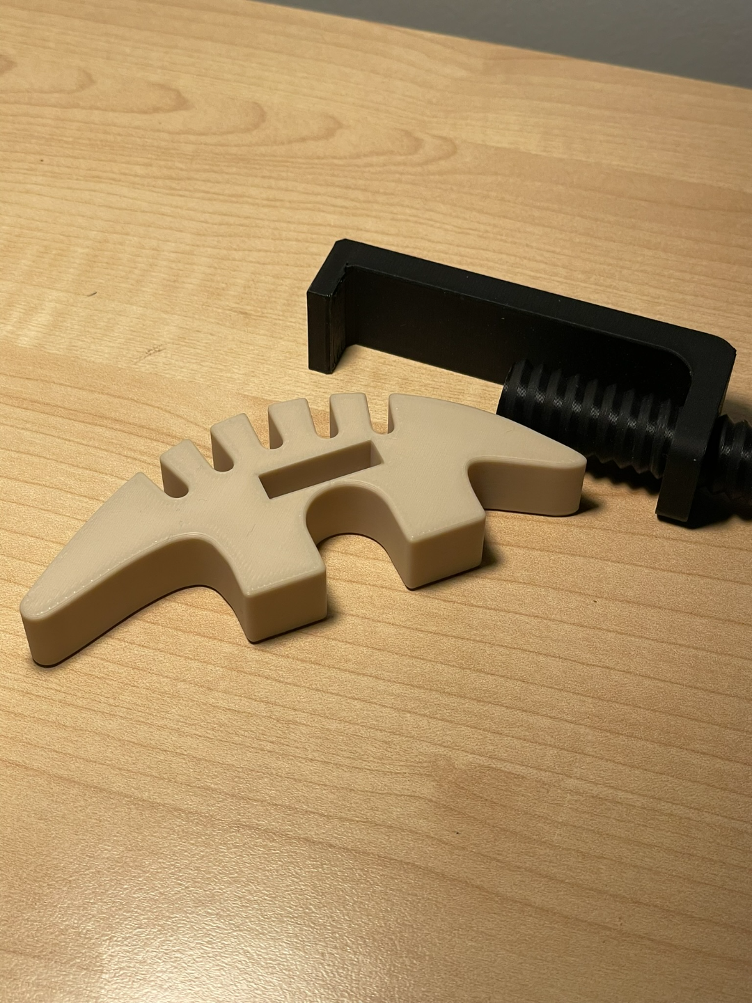 Armadillo Cable Clamp
