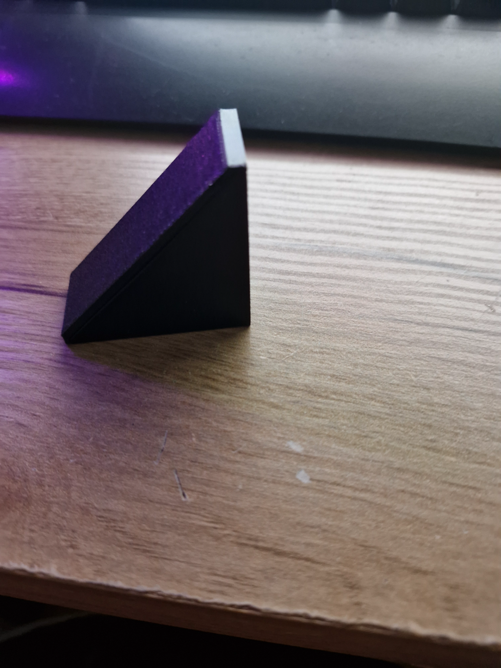 Winkel mit Deckel / Bracket with lid