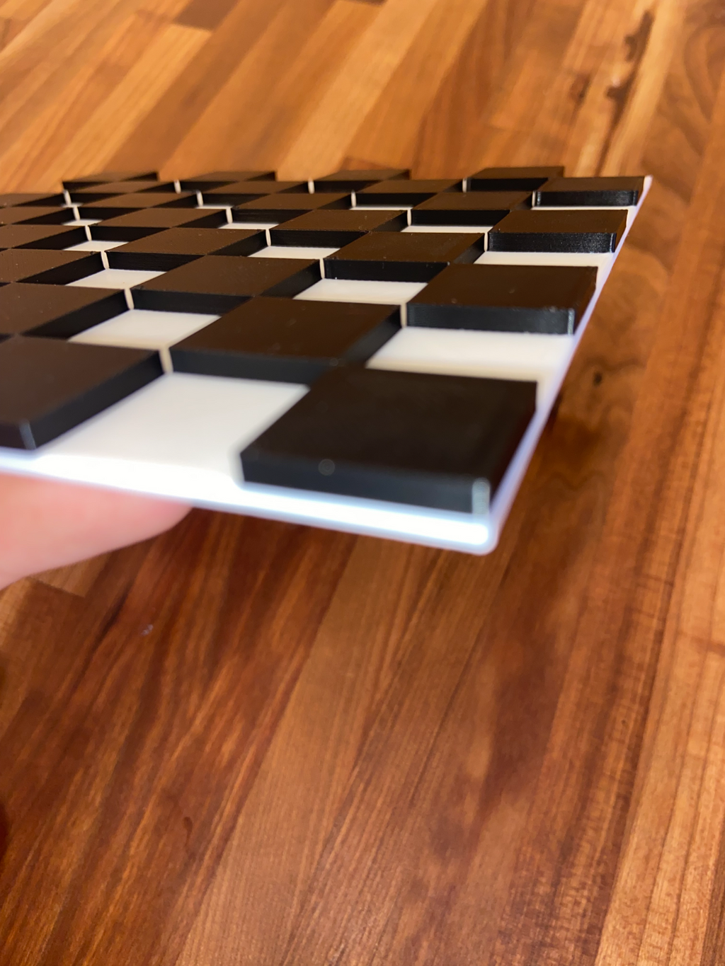 lifted checkers set
