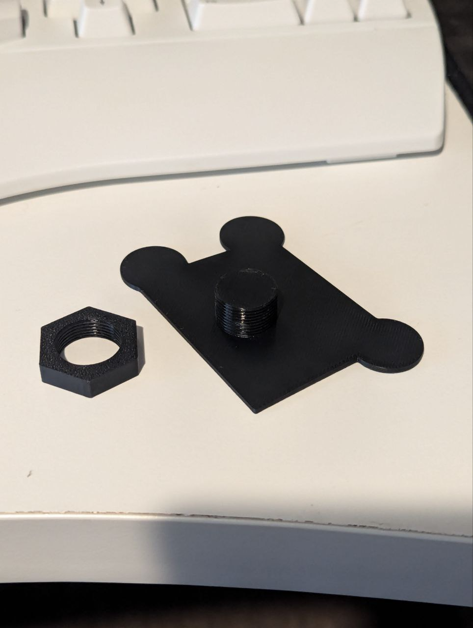 Grant Steering Wheel button hub