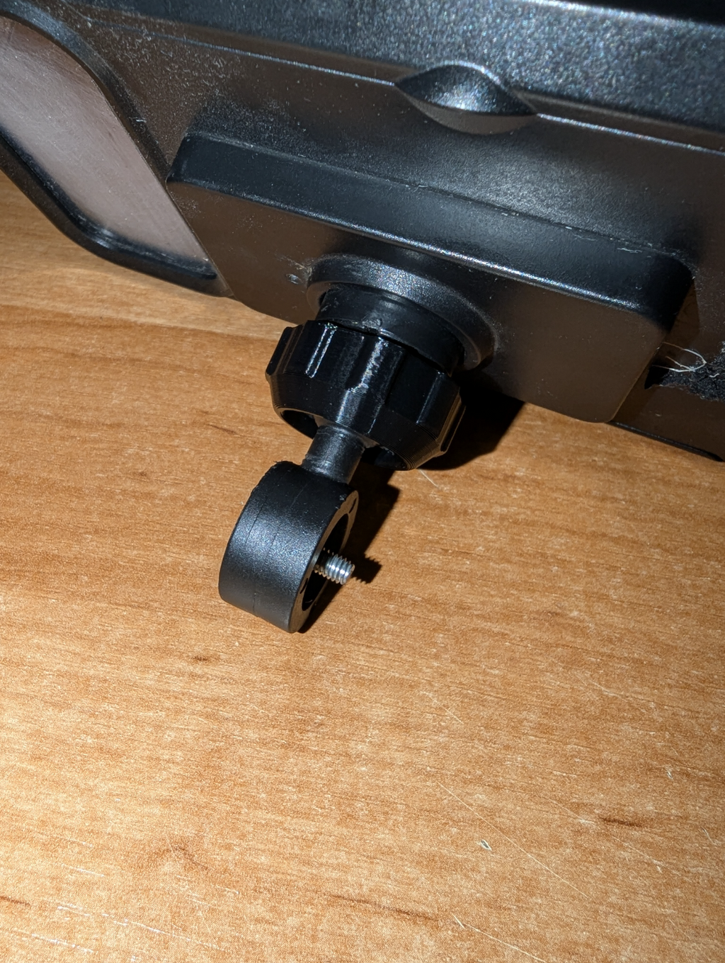 Replacement cap nut for car phone holder
