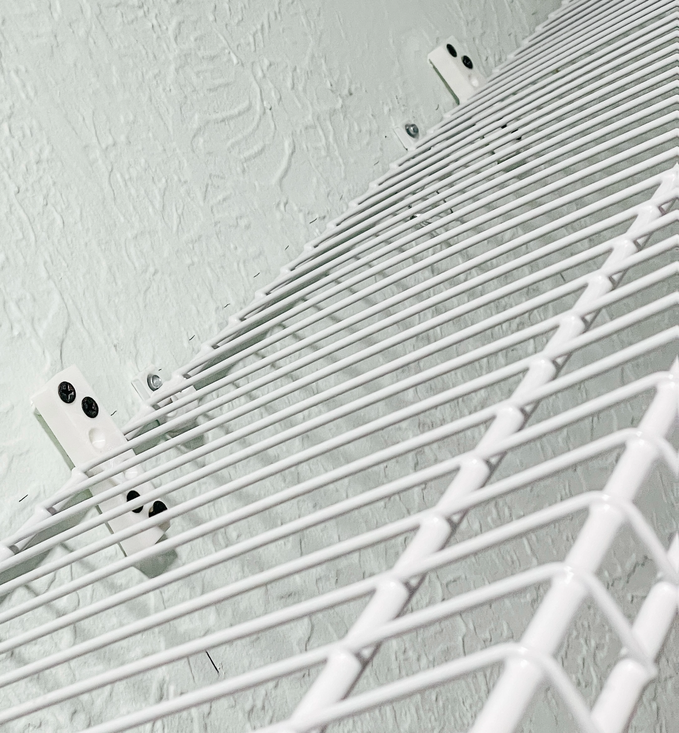 Closet Clothes Rack Reinforced Bracket