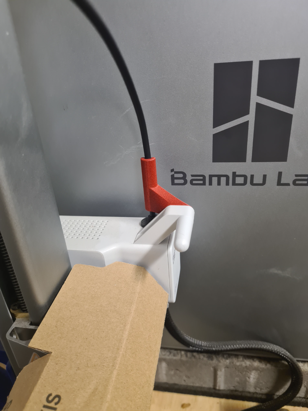 A1_Cable securing for the tool head