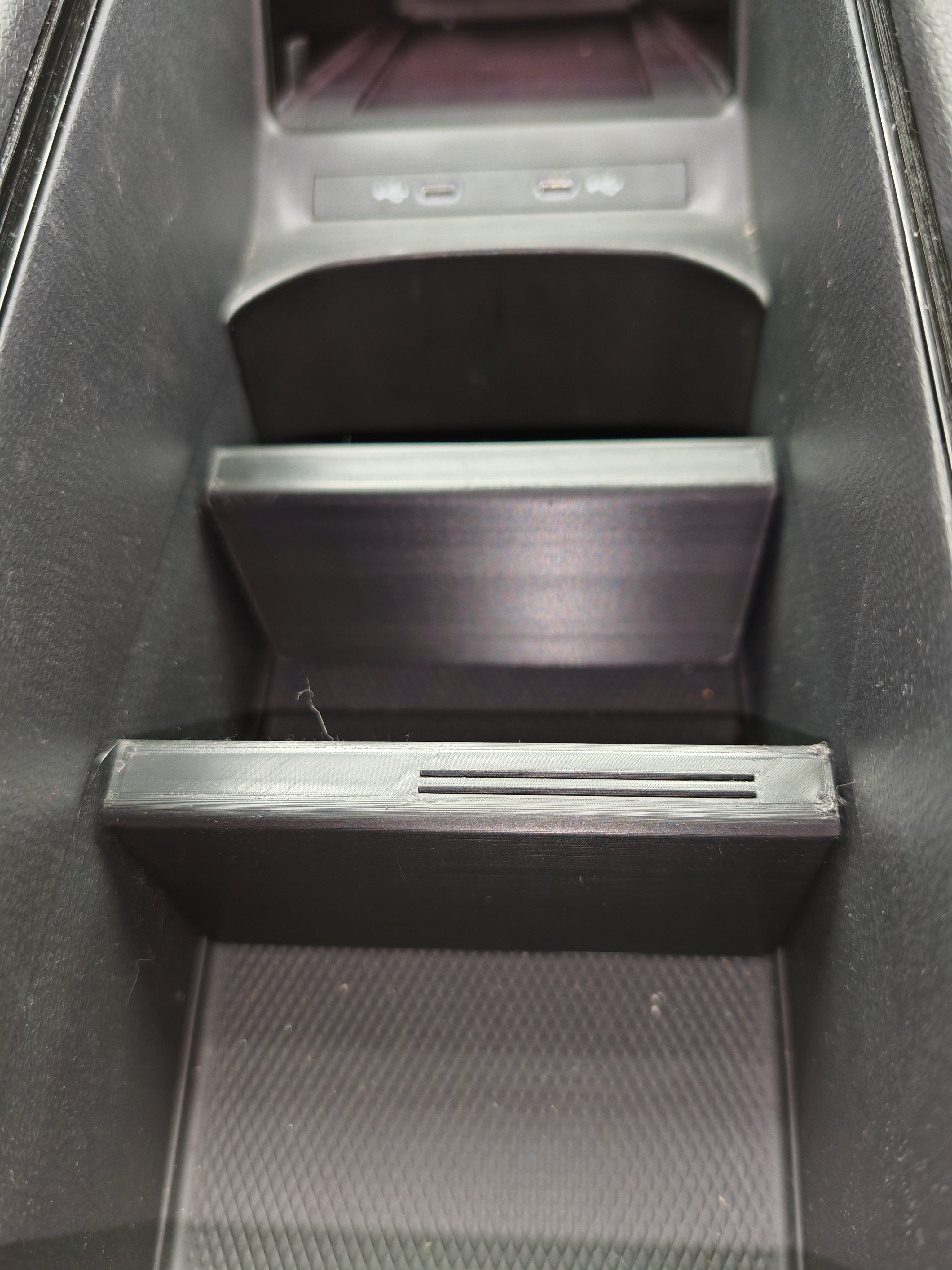 Straight VW ID.3/ID.4/ID.5/ID.7 Divider Card Slot