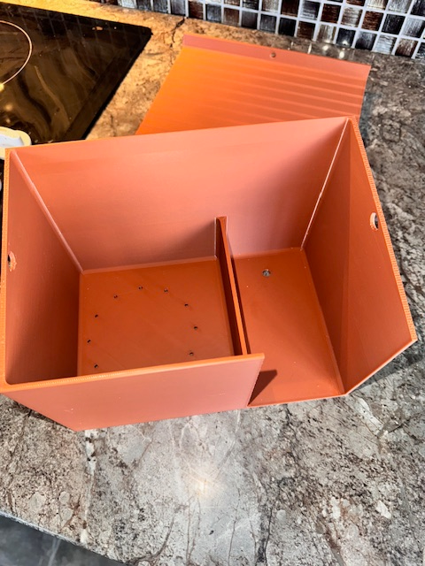 Robin nest box