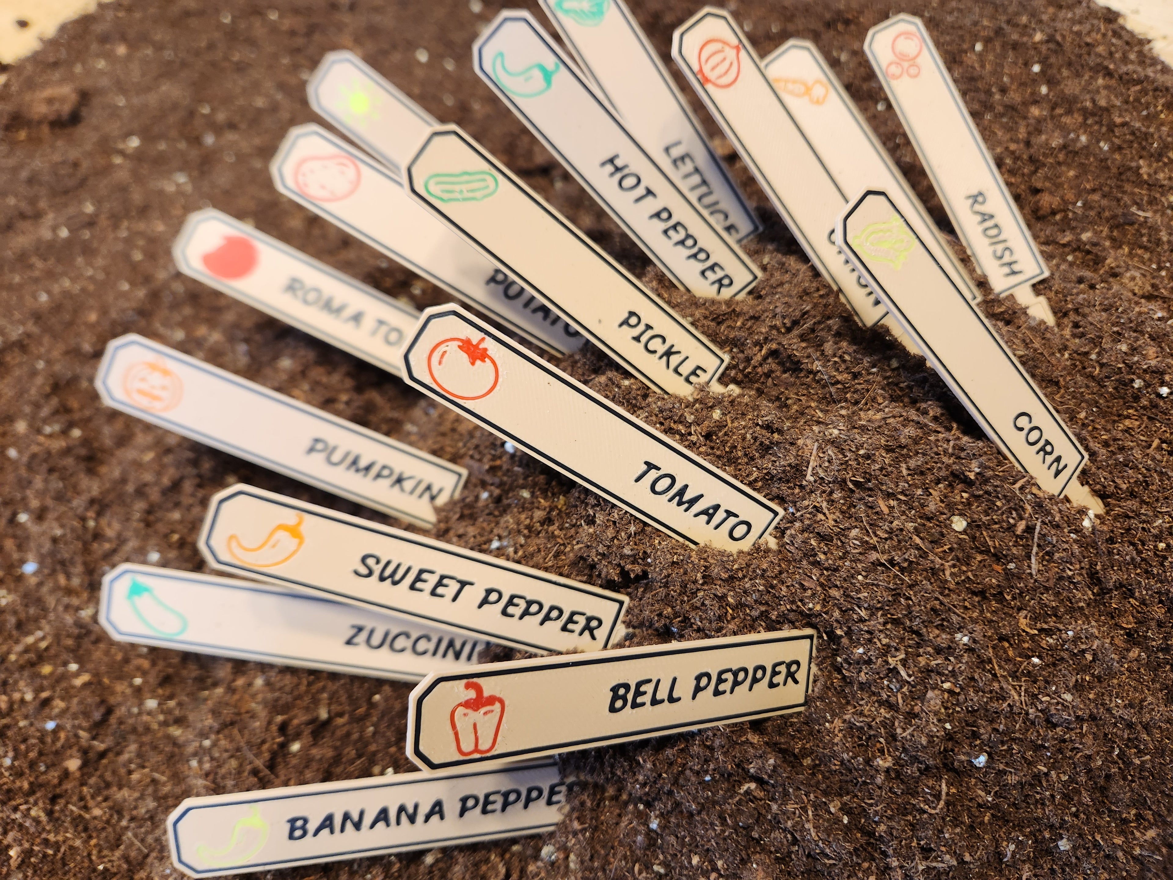 Culltivate - Custom Plant Labels for your Garden!