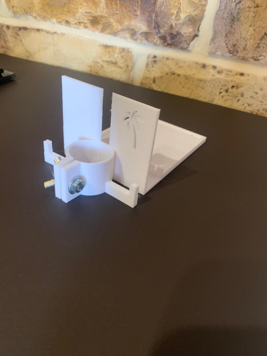 phone holder for beach umbrella
