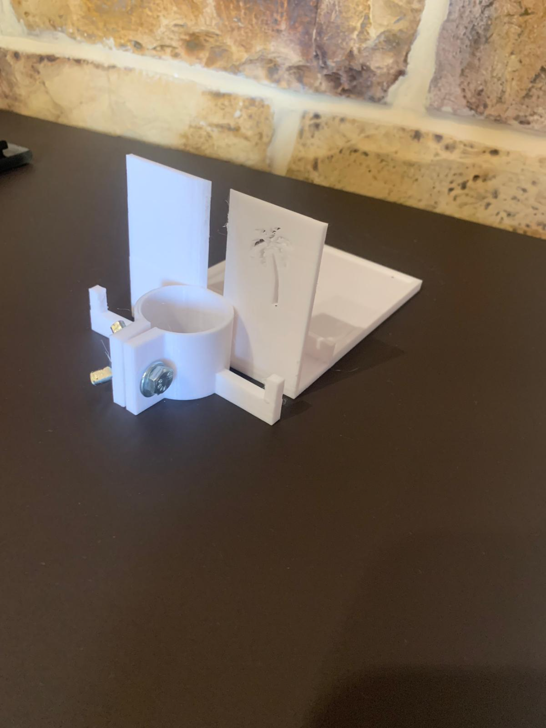 phone holder for beach umbrella
