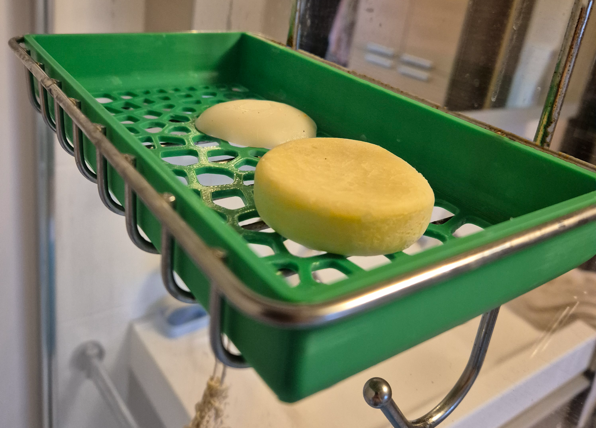 soap dish, fits in shower hanger