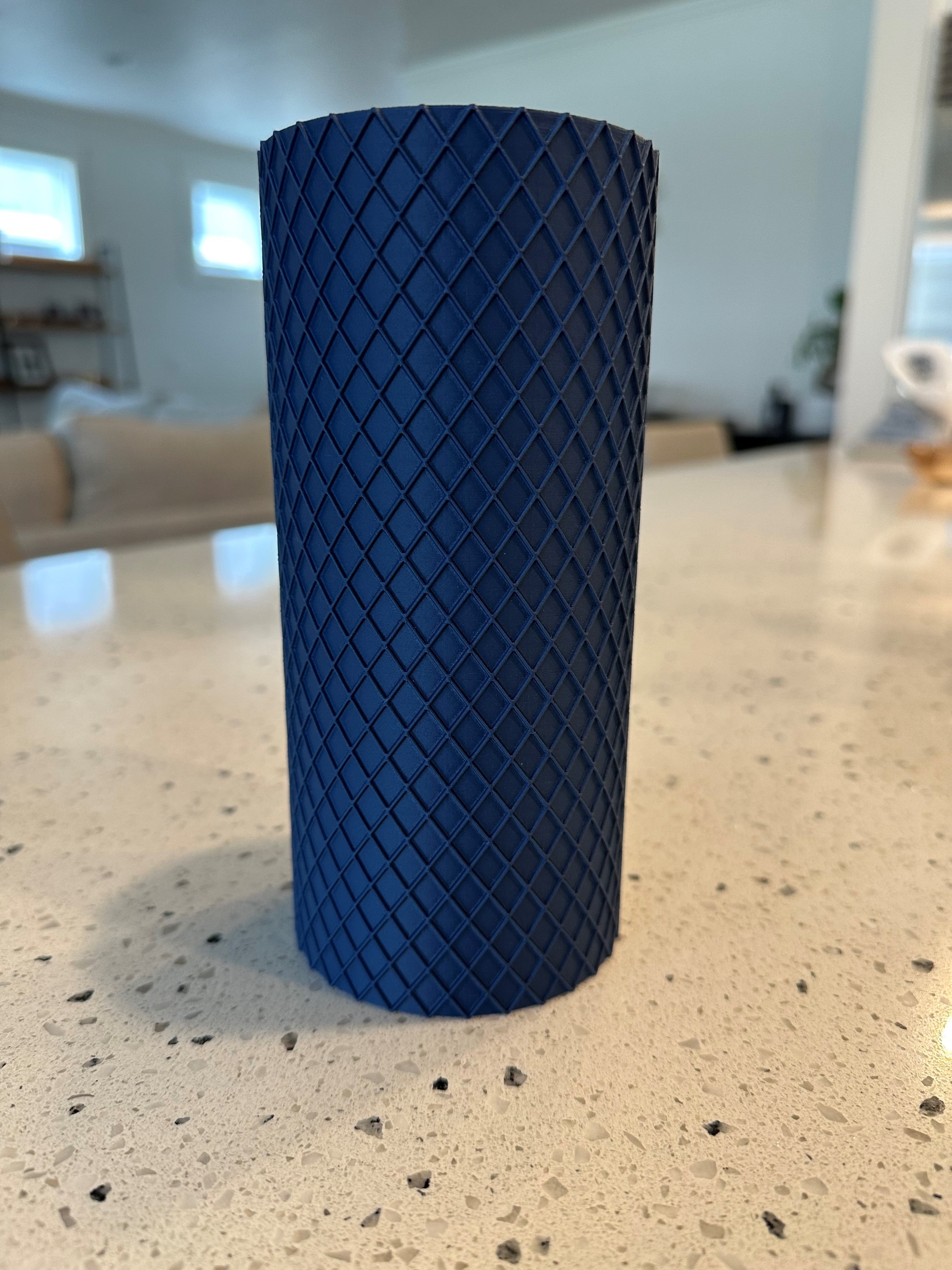 Tissue Tube Cover - Lattice Pattern